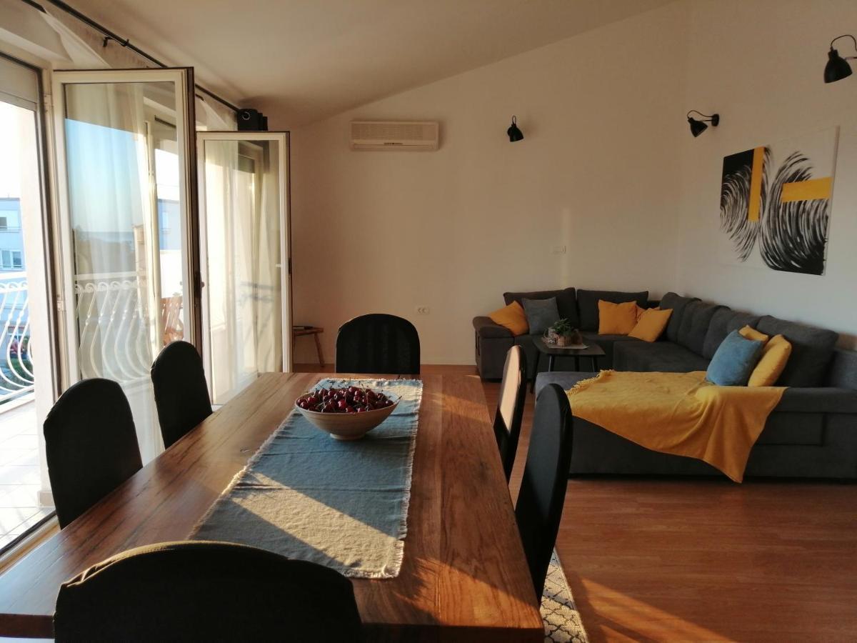 Apartment Near The Sea-Self Check-In Podstrana Exterior foto
