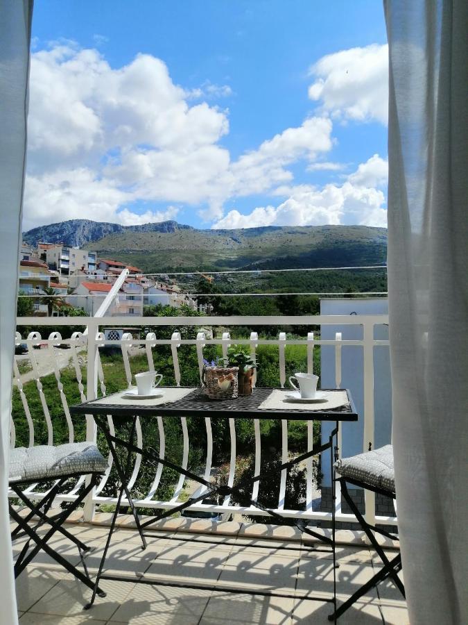Apartment Near The Sea-Self Check-In Podstrana Exterior foto