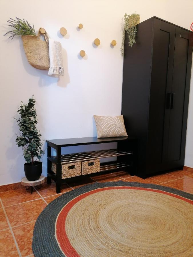 Apartment Near The Sea-Self Check-In Podstrana Exterior foto